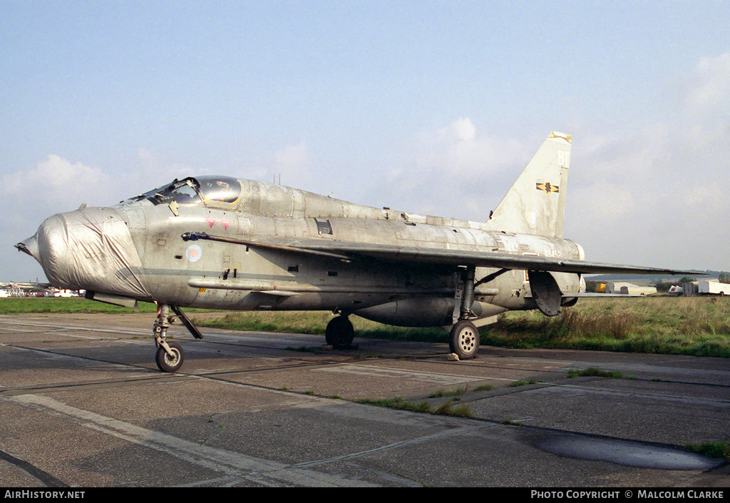 Aircraft Photo of XS452 | English Electric Lightning T5 | UK - Air Force | AirHistory.net #102385