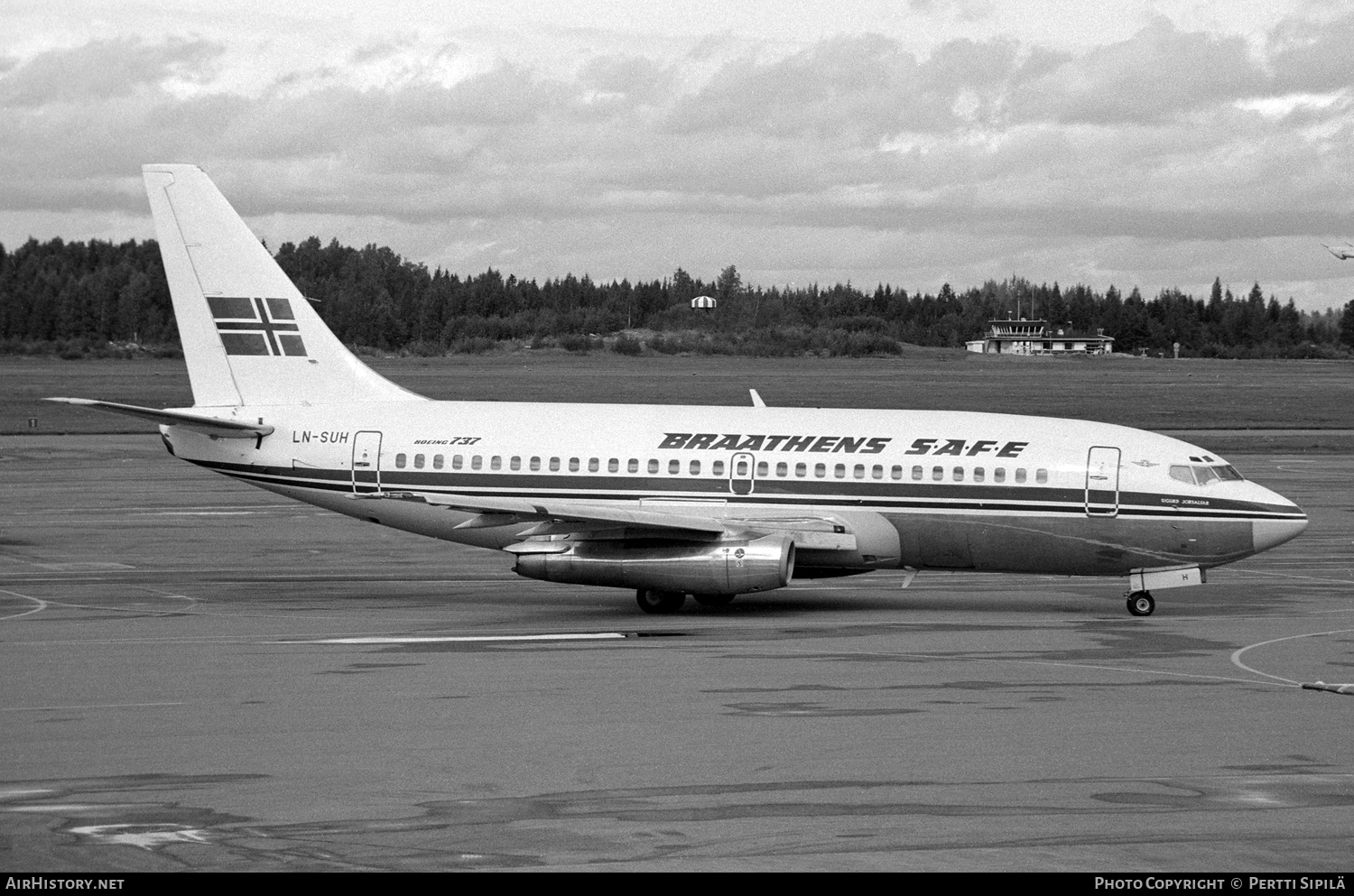 Aircraft Photo of LN-SUH | Boeing 737-205/Adv | Braathens SAFE | AirHistory.net #102627