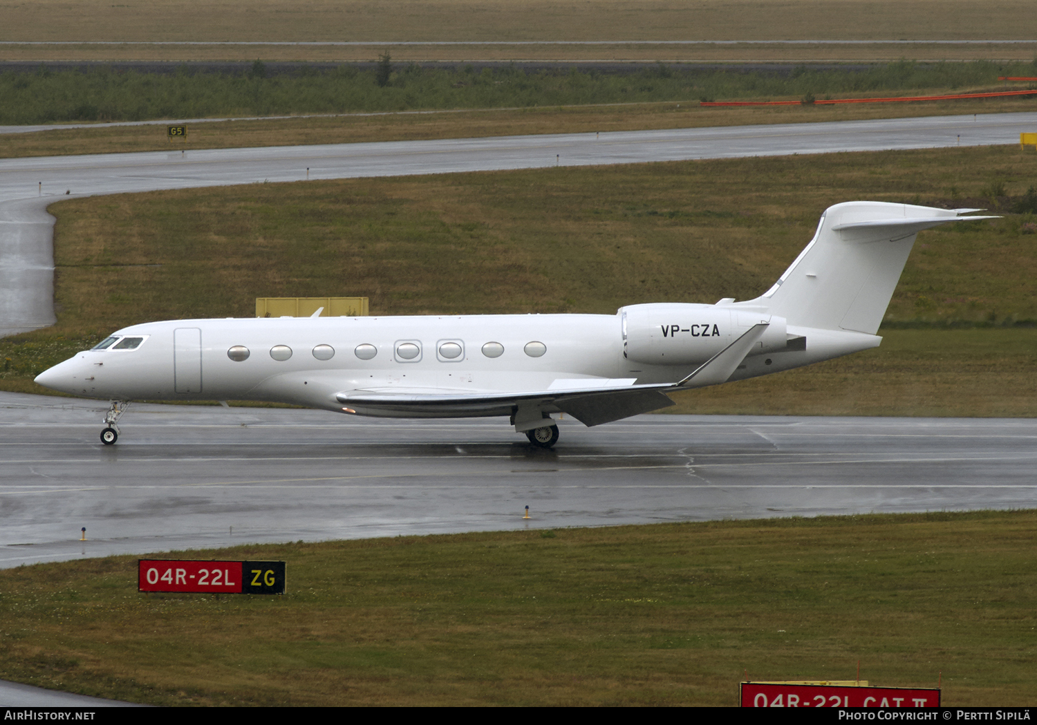 Aircraft Photo of VP-CZA | Gulfstream Aerospace G650 (G-VI) | AirHistory.net #102653