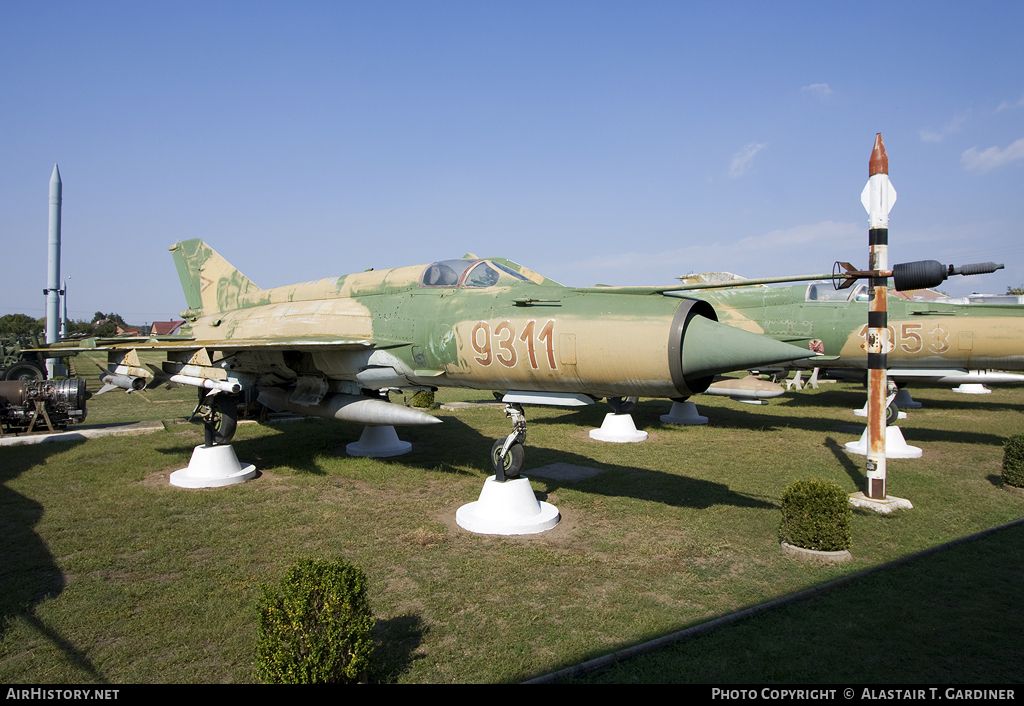 Aircraft Photo of 9311 | Mikoyan-Gurevich MiG-21MF | Hungary - Air Force | AirHistory.net #102707