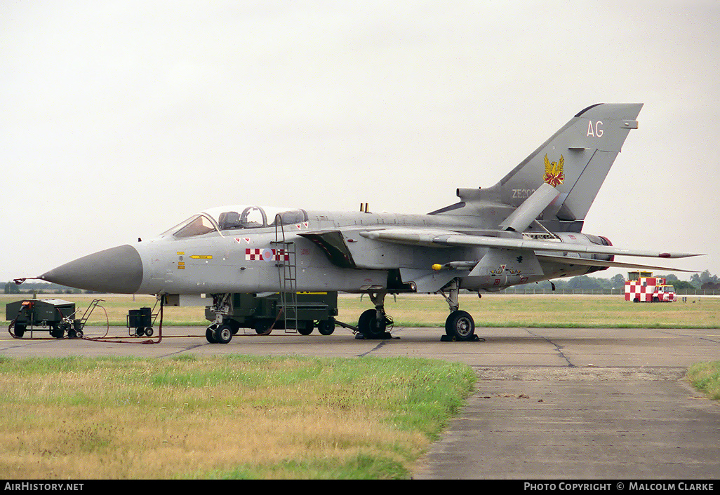 Aircraft Photo of ZE202 | Panavia Tornado F3 | UK - Air Force | AirHistory.net #102748