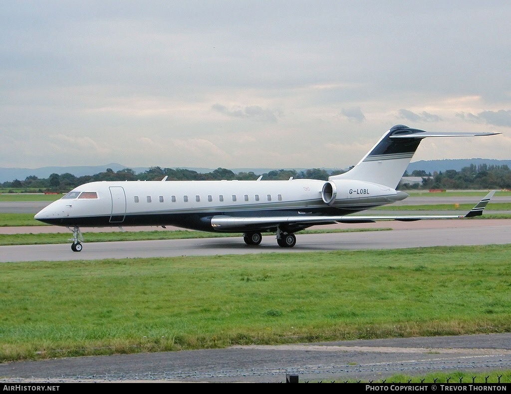 Aircraft Photo of G-LOBL | Bombardier Global Express (BD-700-1A10) | AirHistory.net #102777