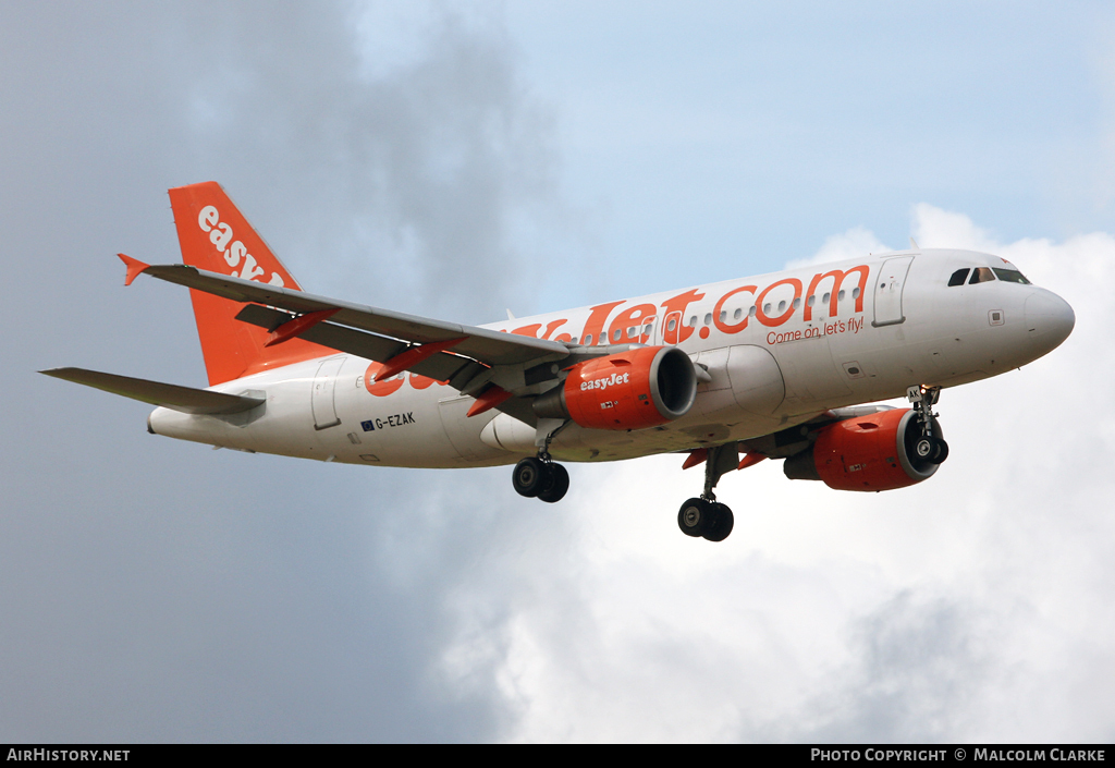 Aircraft Photo of G-EZAK | Airbus A319-111 | EasyJet | AirHistory.net #102809