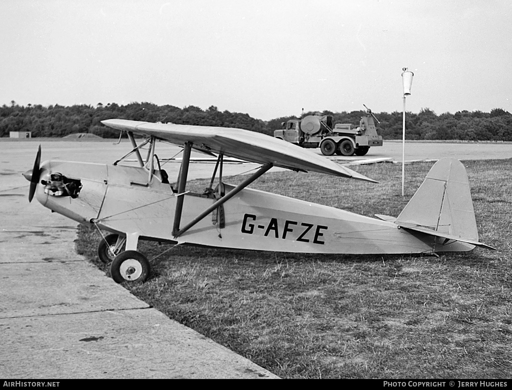 Aircraft Photo of G-AFZE | Heath LNA-40 Super Parasol | AirHistory.net #102886