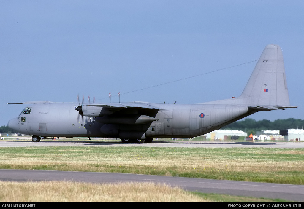 Aircraft Photo of XV301 | Lockheed C-130K Hercules C3 (L-382) | UK - Air Force | AirHistory.net #102889