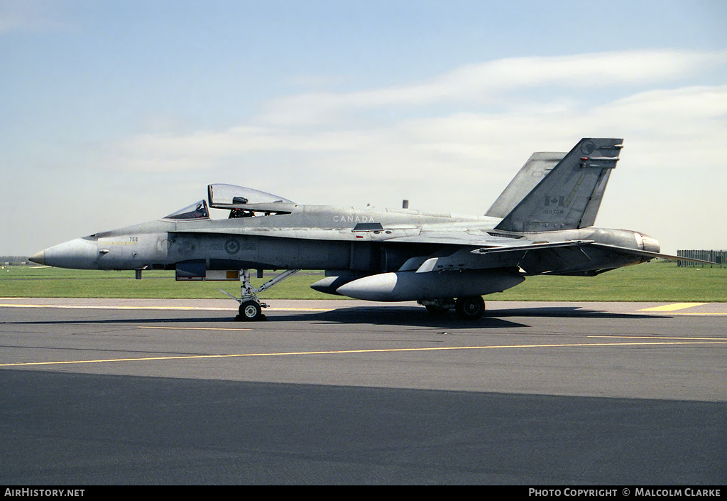 Aircraft Photo of 188758 | McDonnell Douglas CF-188 Hornet | Canada - Air Force | AirHistory.net #103025