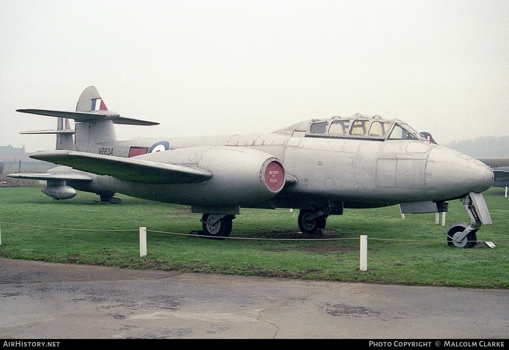 Aircraft Photo of VZ634 | Gloster Meteor T7 | UK - Air Force | AirHistory.net #103044