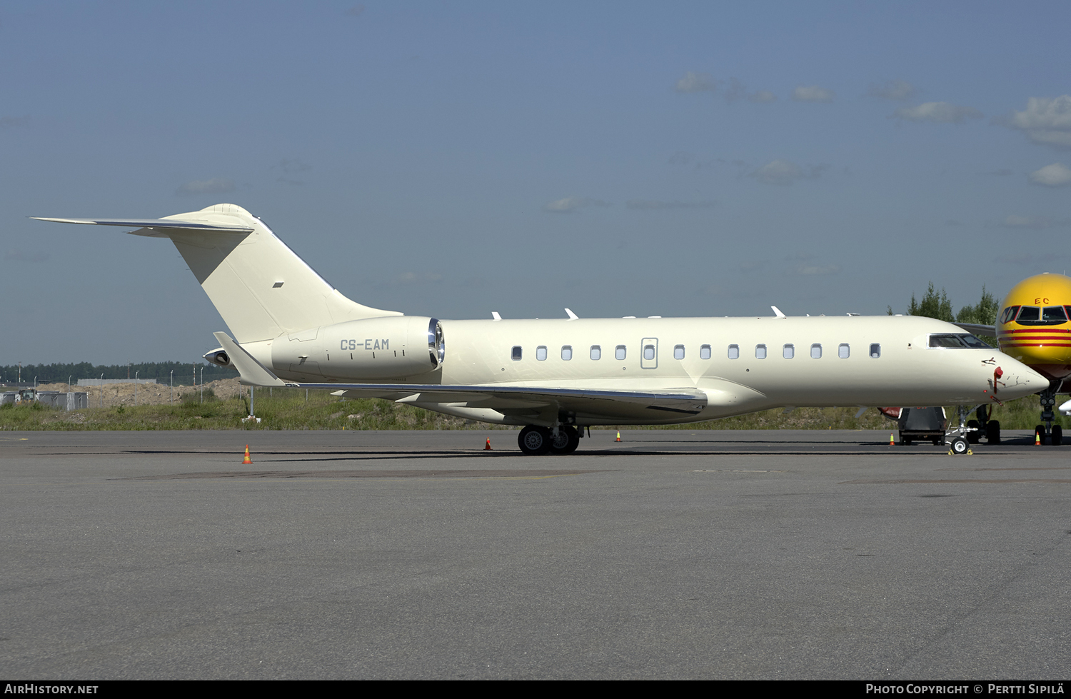 Aircraft Photo of CS-EAM | Bombardier Global 5000 (BD-700-1A11) | AirHistory.net #103115