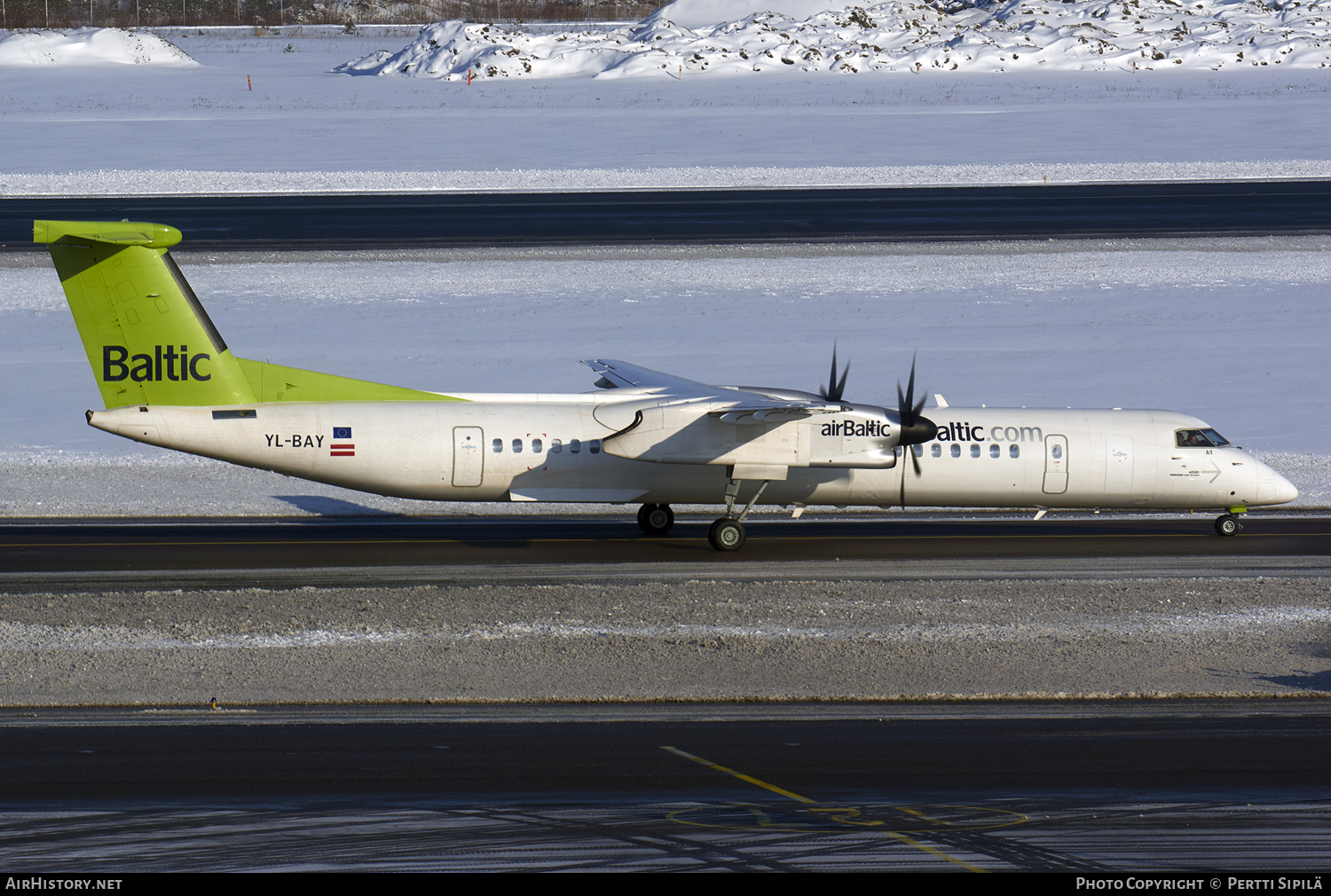 Aircraft Photo of YL-BAY | Bombardier DHC-8-402 Dash 8 | AirBaltic | AirHistory.net #103222