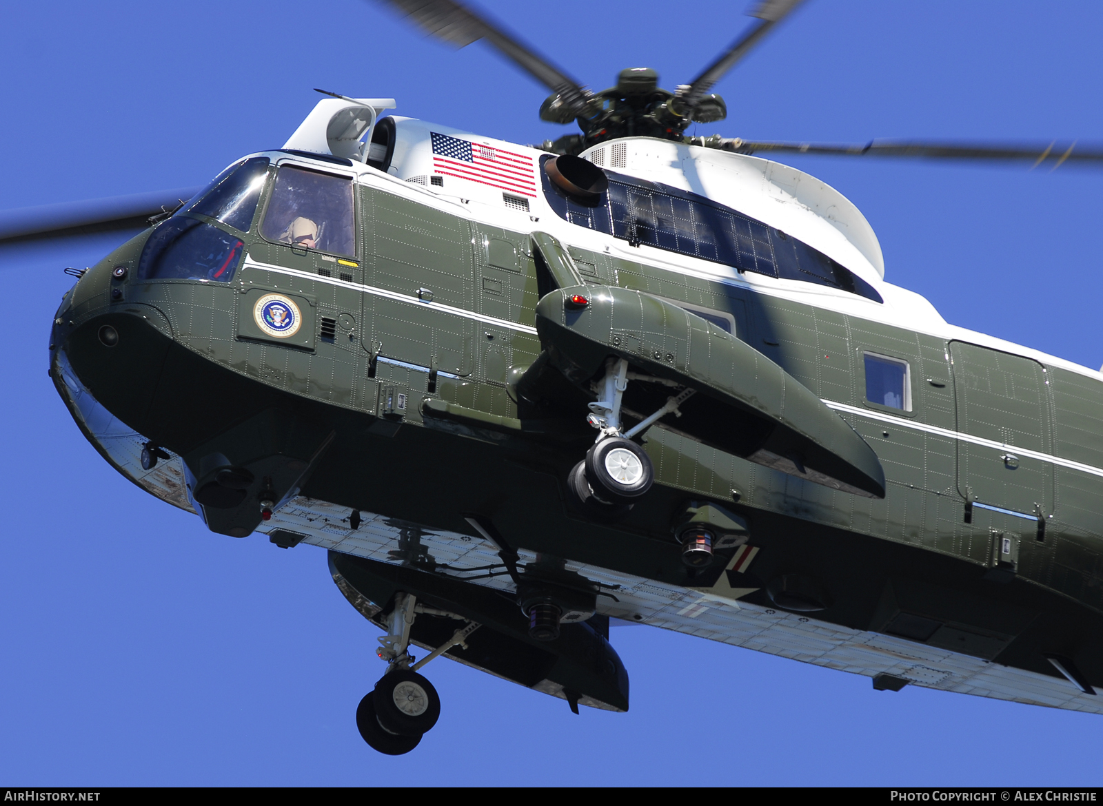 Aircraft Photo of 159351 | Sikorsky VH-3D Sea King (S-61B) | USA - Marines | AirHistory.net #103245