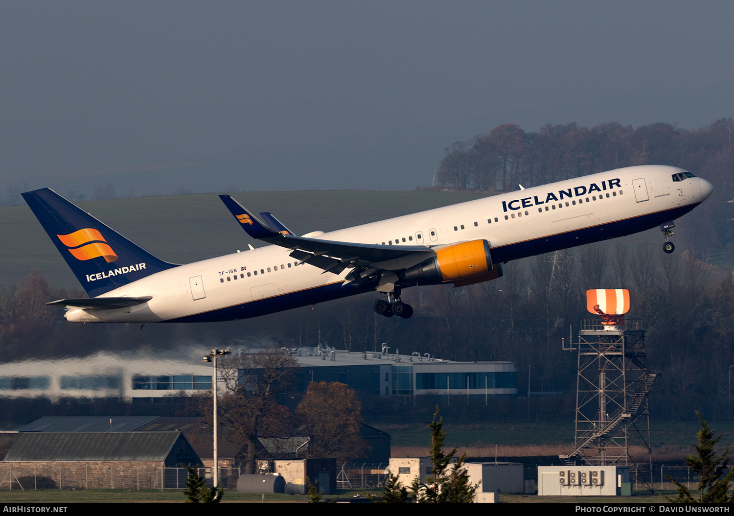 Aircraft Photo of TF-ISN | Boeing 767-319/ER | Icelandair | AirHistory.net #103255