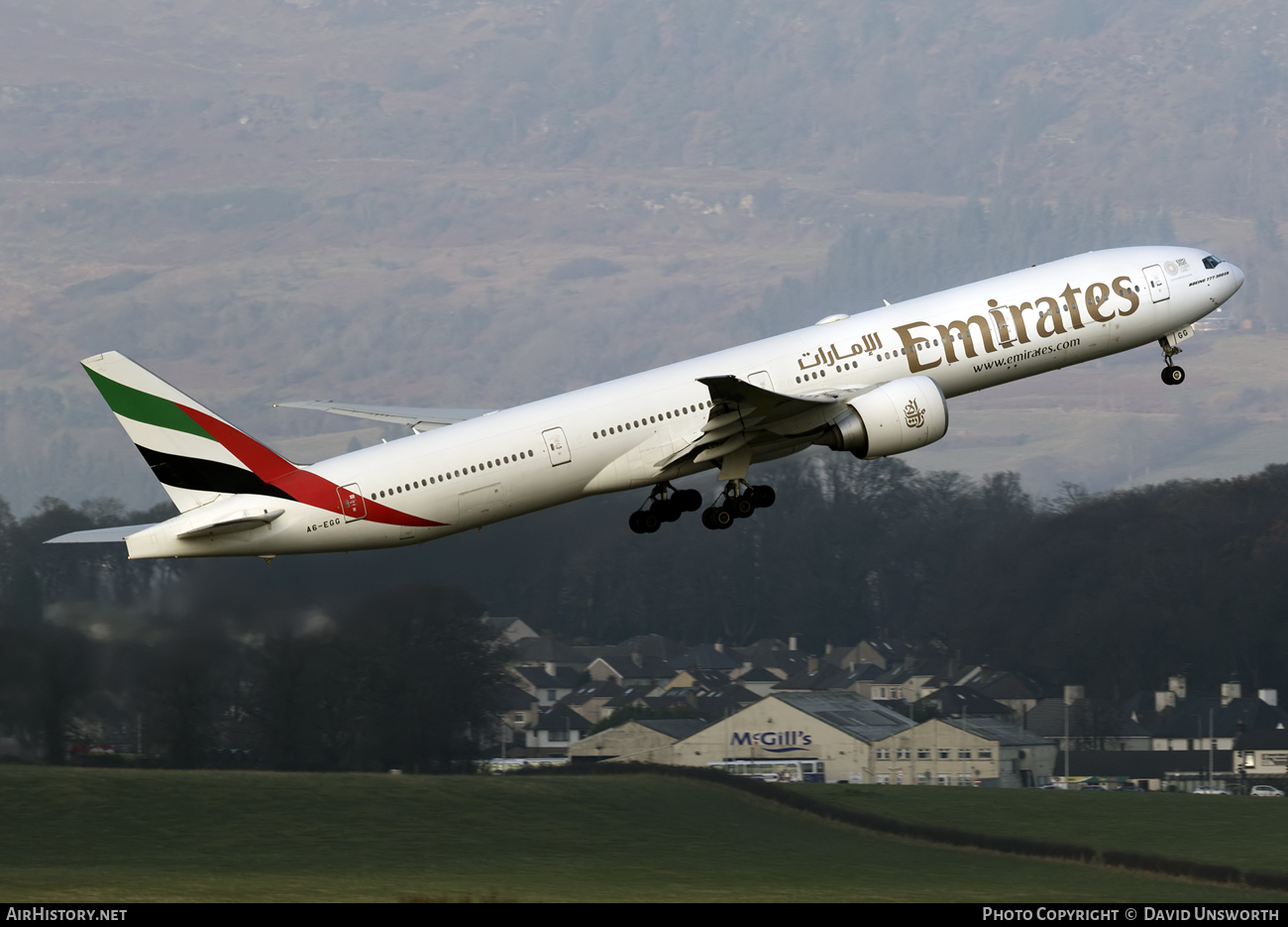 Aircraft Photo of A6-EGG | Boeing 777-31H/ER | Emirates | AirHistory.net #103327