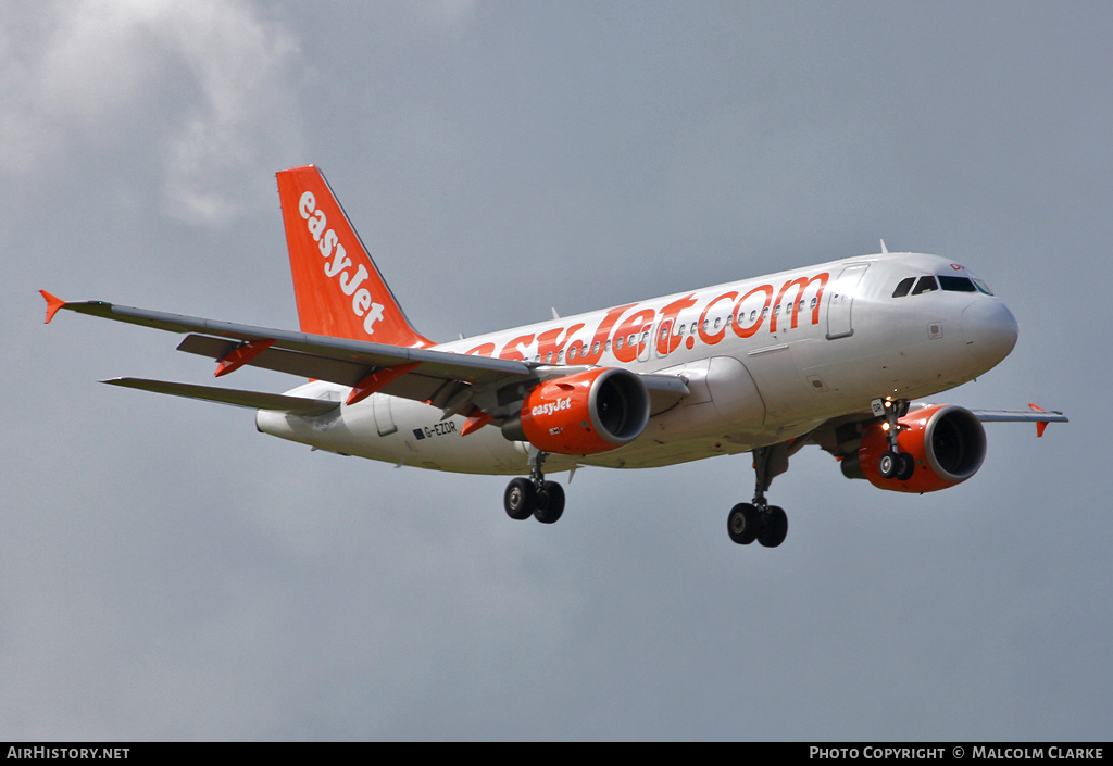 Aircraft Photo of G-EZDR | Airbus A319-111 | EasyJet | AirHistory.net #103328