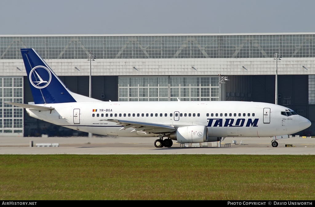 Aircraft Photo of YR-BGA | Boeing 737-38J | TAROM - Transporturile Aeriene Române | AirHistory.net #103397