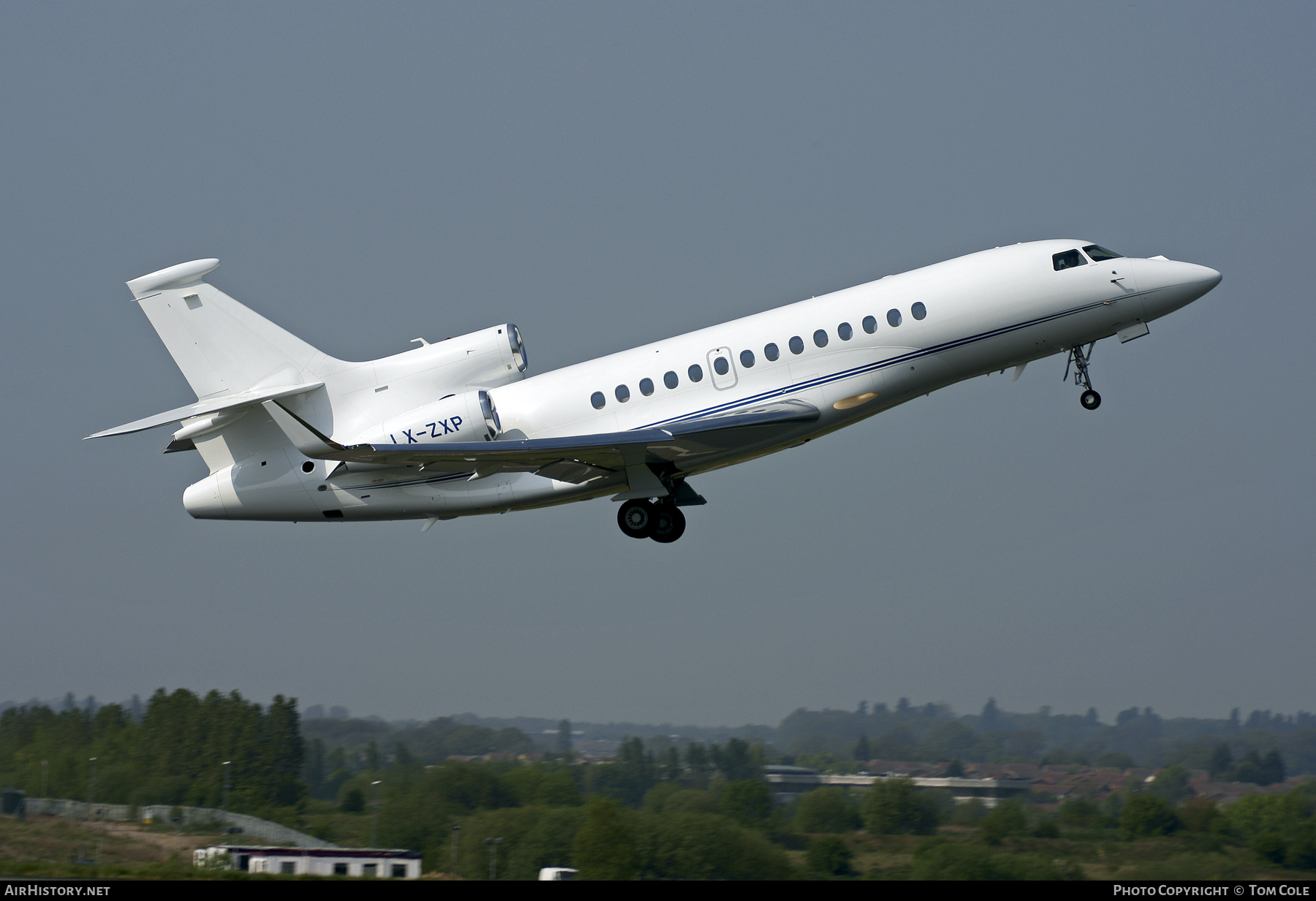 Aircraft Photo of LX-ZXP | Dassault Falcon 7X | AirHistory.net #103410