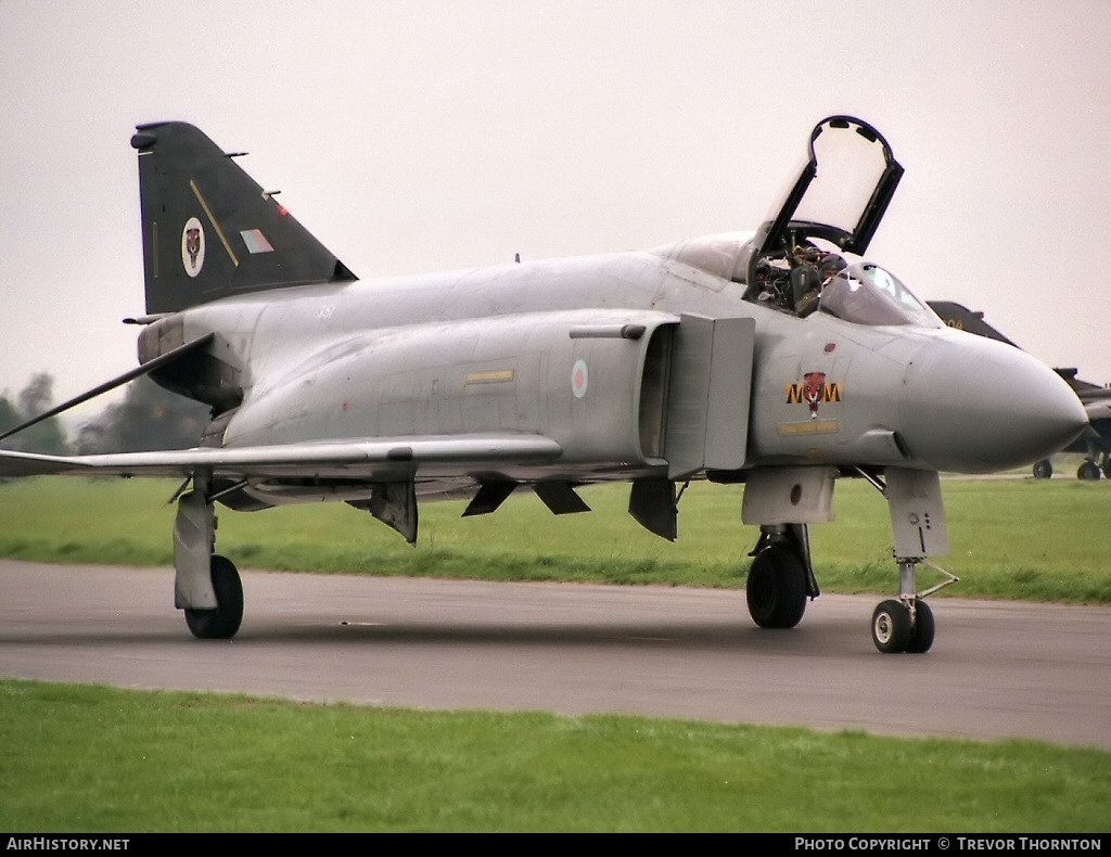 Aircraft Photo of ZE351 | McDonnell Douglas F-4J(UK) Phantom | UK - Air Force | AirHistory.net #103516