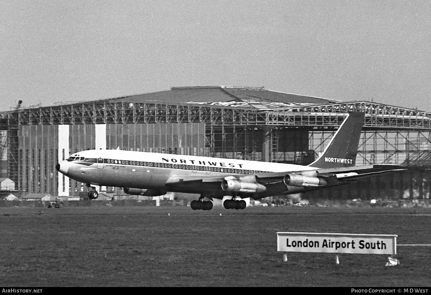 Aircraft Photo of N385US | Boeing 707-351C | Northwest Orient Airlines | AirHistory.net #103546