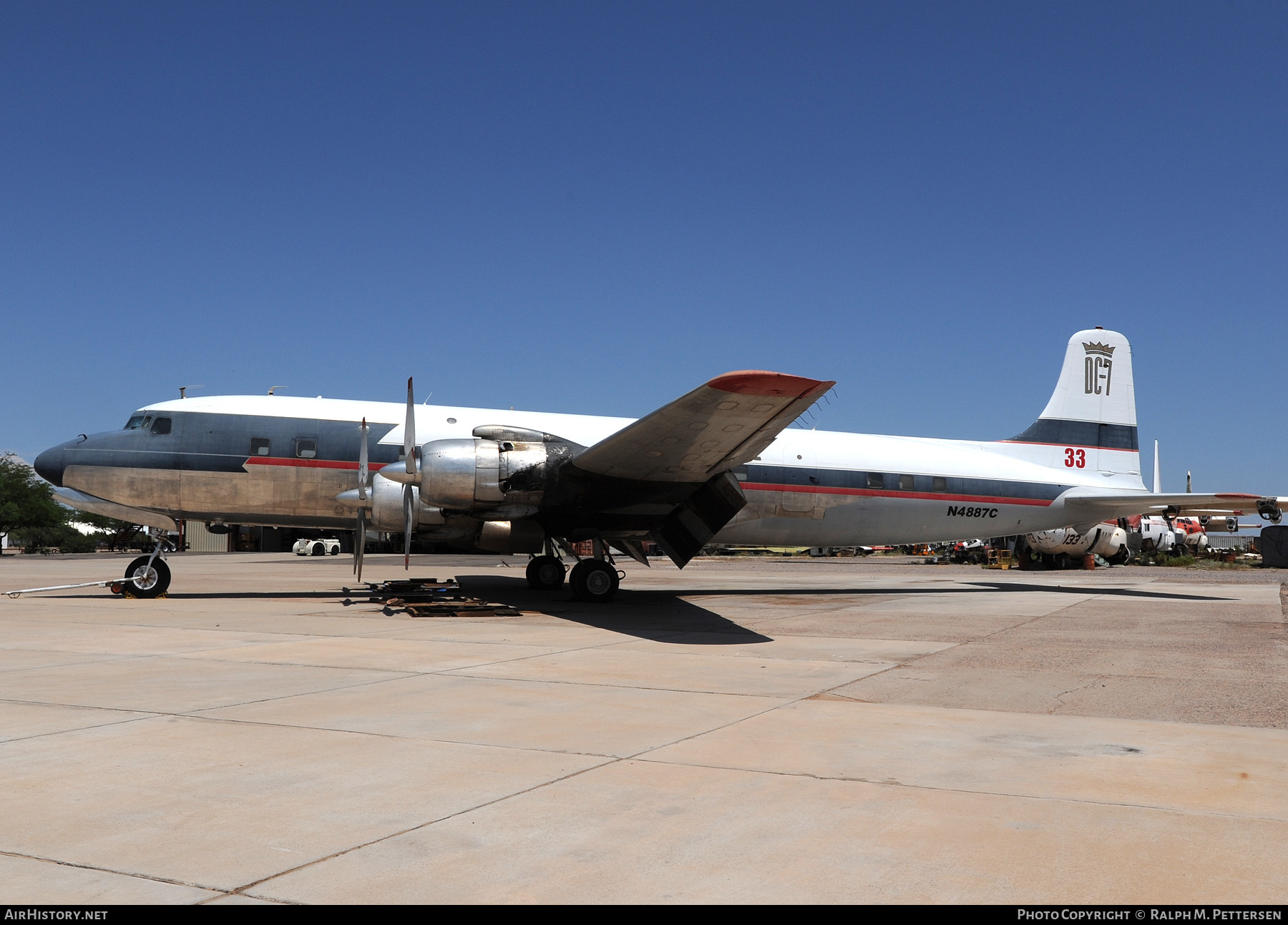 Aircraft Photo of N4887C | Douglas DC-7B | International Air Response | AirHistory.net #103604