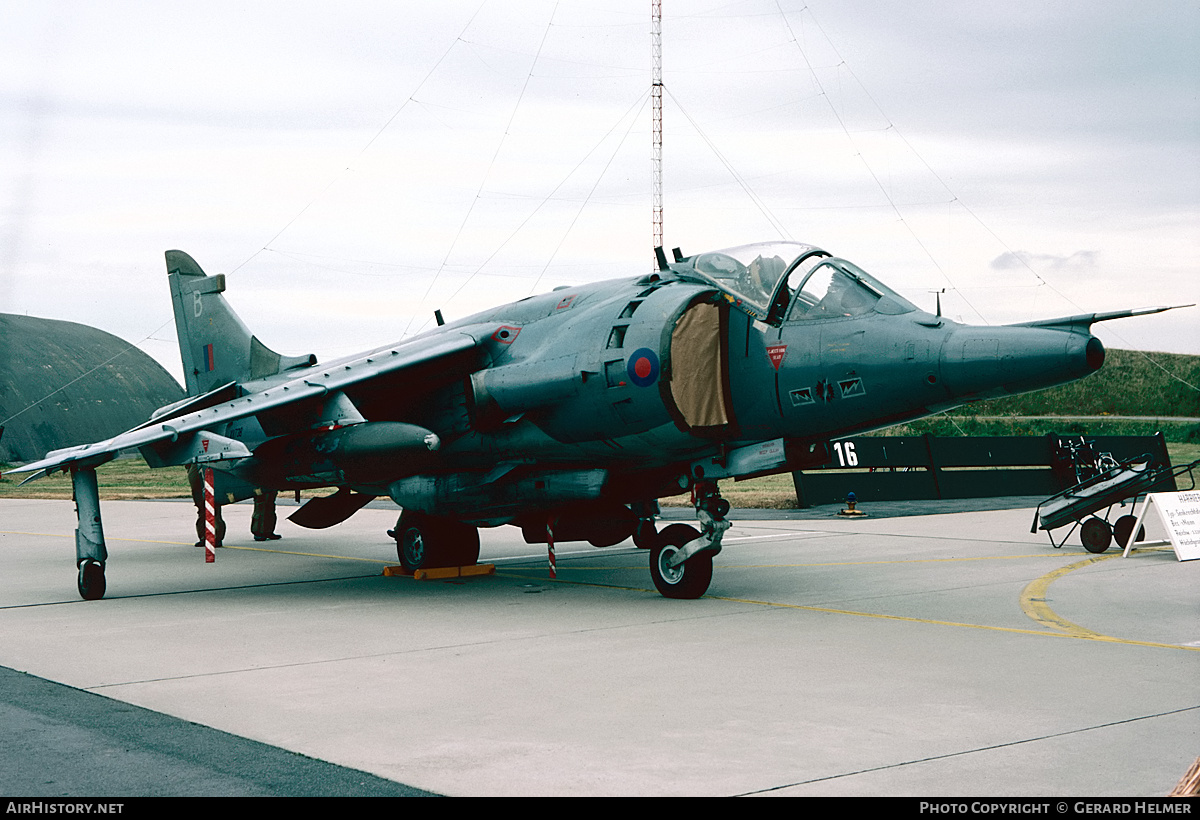 Aircraft Photo of XV738 | Hawker Siddeley Harrier GR3 | UK - Air Force | AirHistory.net #103634