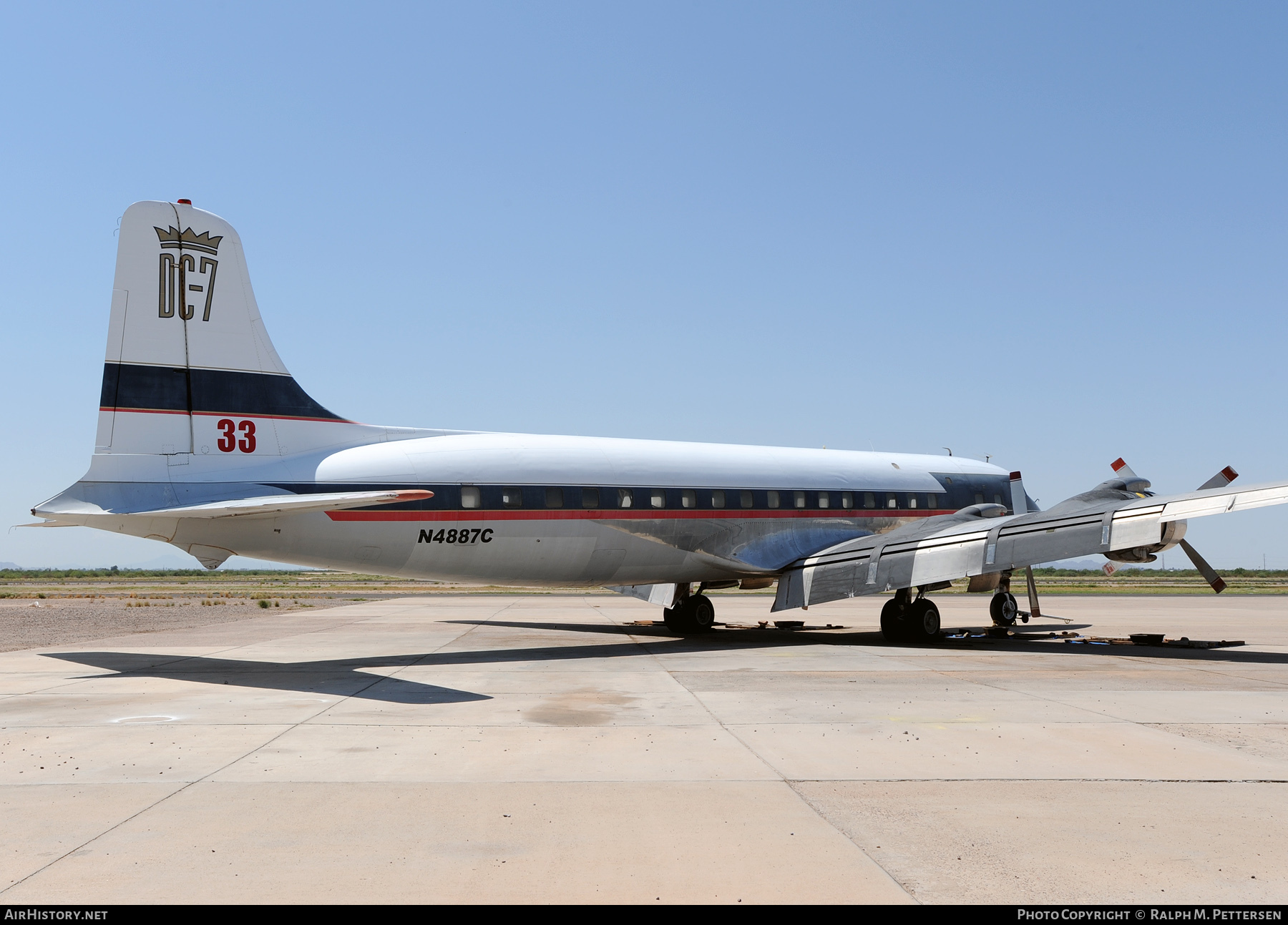 Aircraft Photo of N4887C | Douglas DC-7B | International Air Response | AirHistory.net #103649