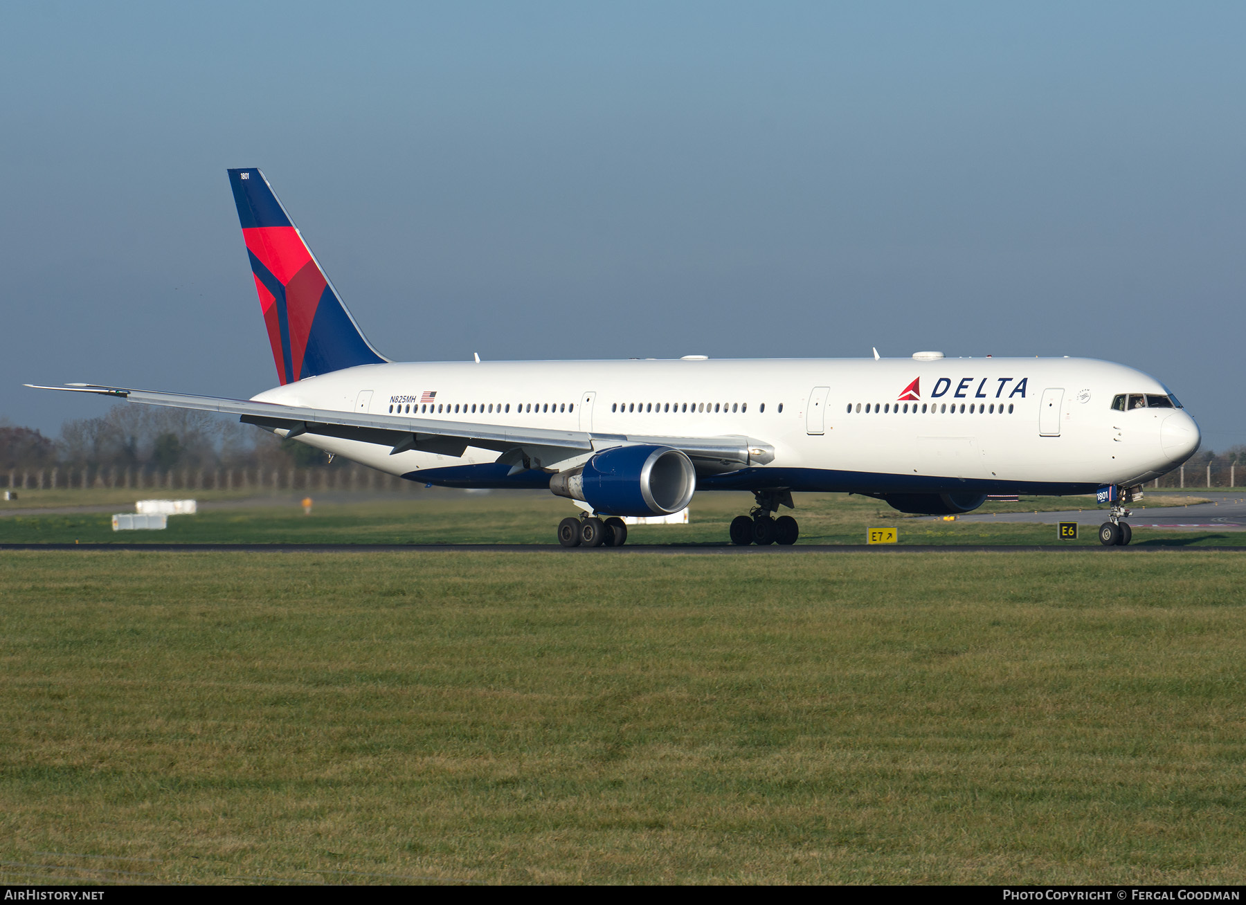 Aircraft Photo of N825MH | Boeing 767-432/ER | Delta Air Lines | AirHistory.net #103656