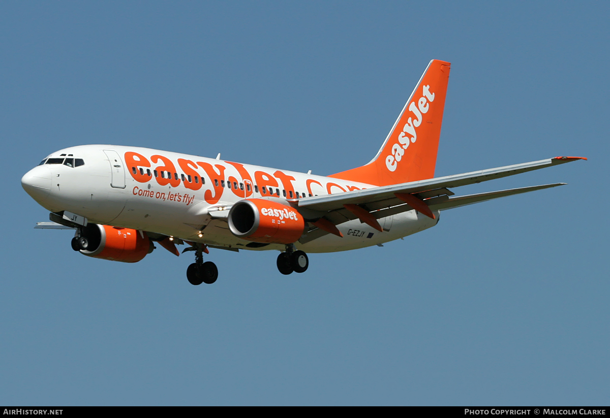 Aircraft Photo of G-EZJY | Boeing 737-73V | EasyJet | AirHistory.net #103727