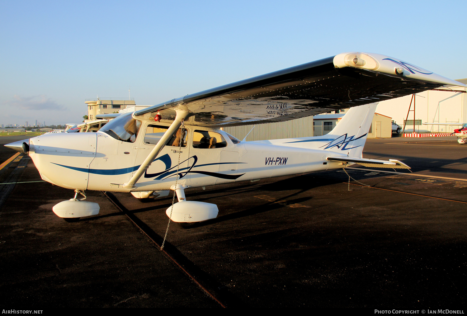 Aircraft Photo of VH-PXW | Cessna 172S Skyhawk SP | AirHistory.net #103825
