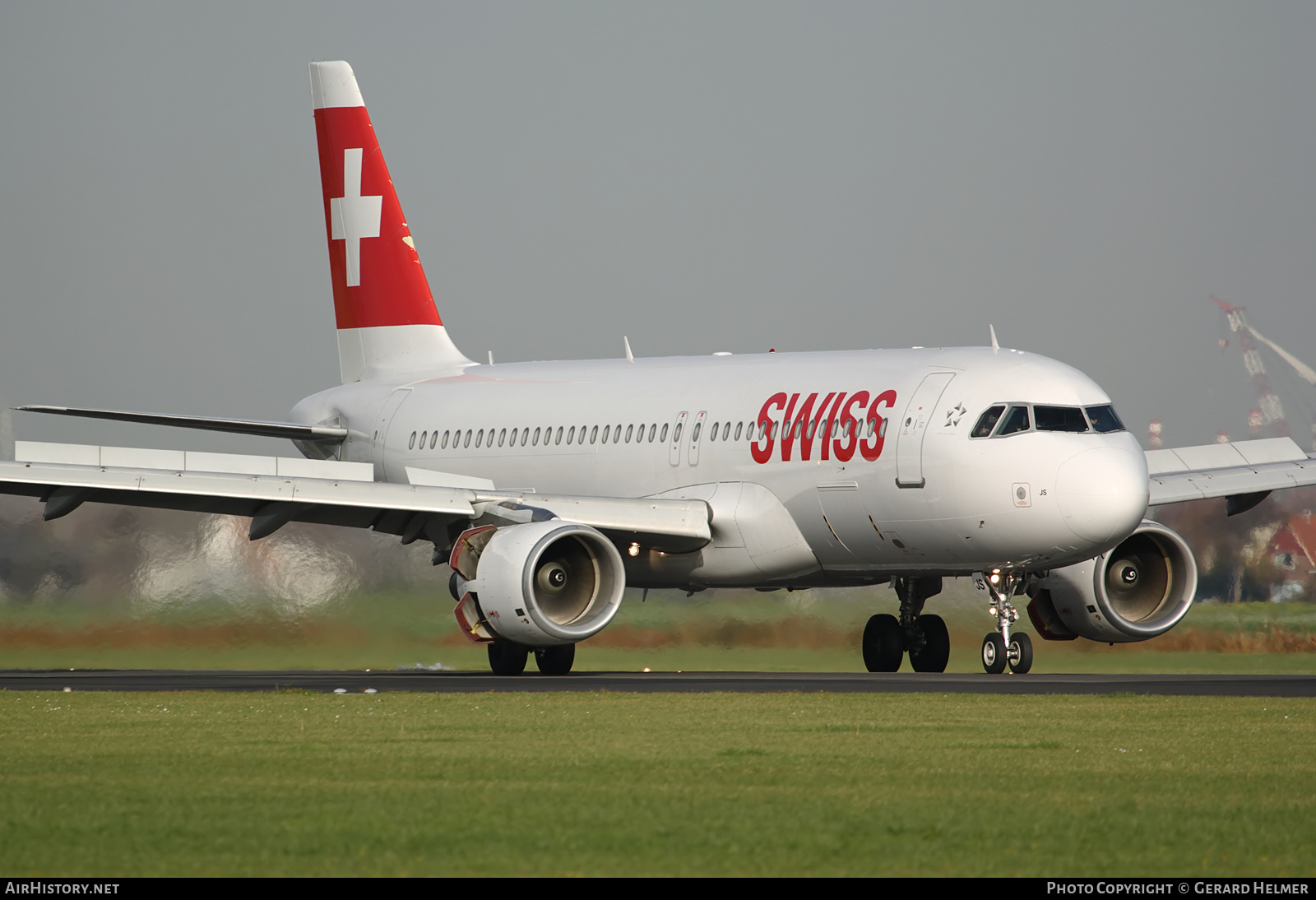 Aircraft Photo of HB-IJS | Airbus A320-214 | Swiss International Air Lines | AirHistory.net #103848