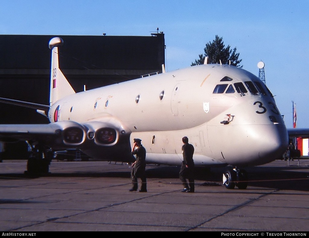 Aircraft Photo of XV233 | Hawker Siddeley HS-801 Nimrod MR.2 | UK - Air Force | AirHistory.net #103964