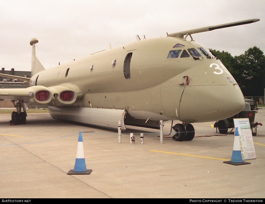 Aircraft Photo of XV235 | Hawker Siddeley Nimrod MR2P | UK - Air Force | AirHistory.net #104036