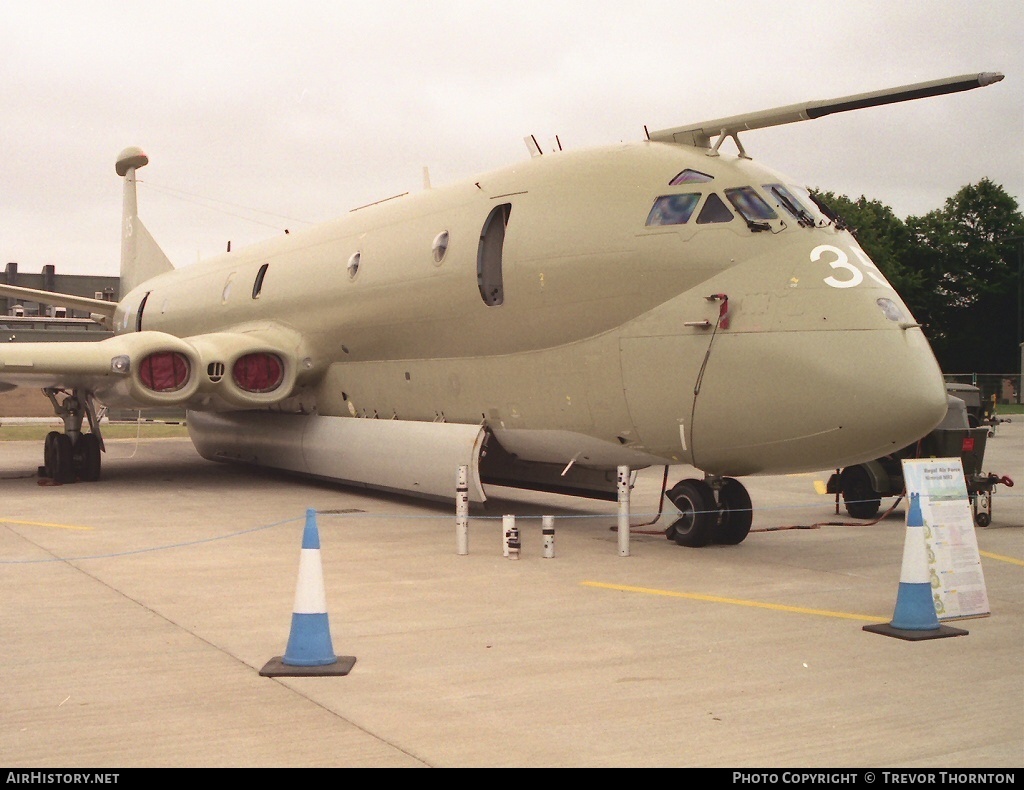 Aircraft Photo of XV235 | Hawker Siddeley HS-801 Nimrod MR.2P | UK - Air Force | AirHistory.net #104036