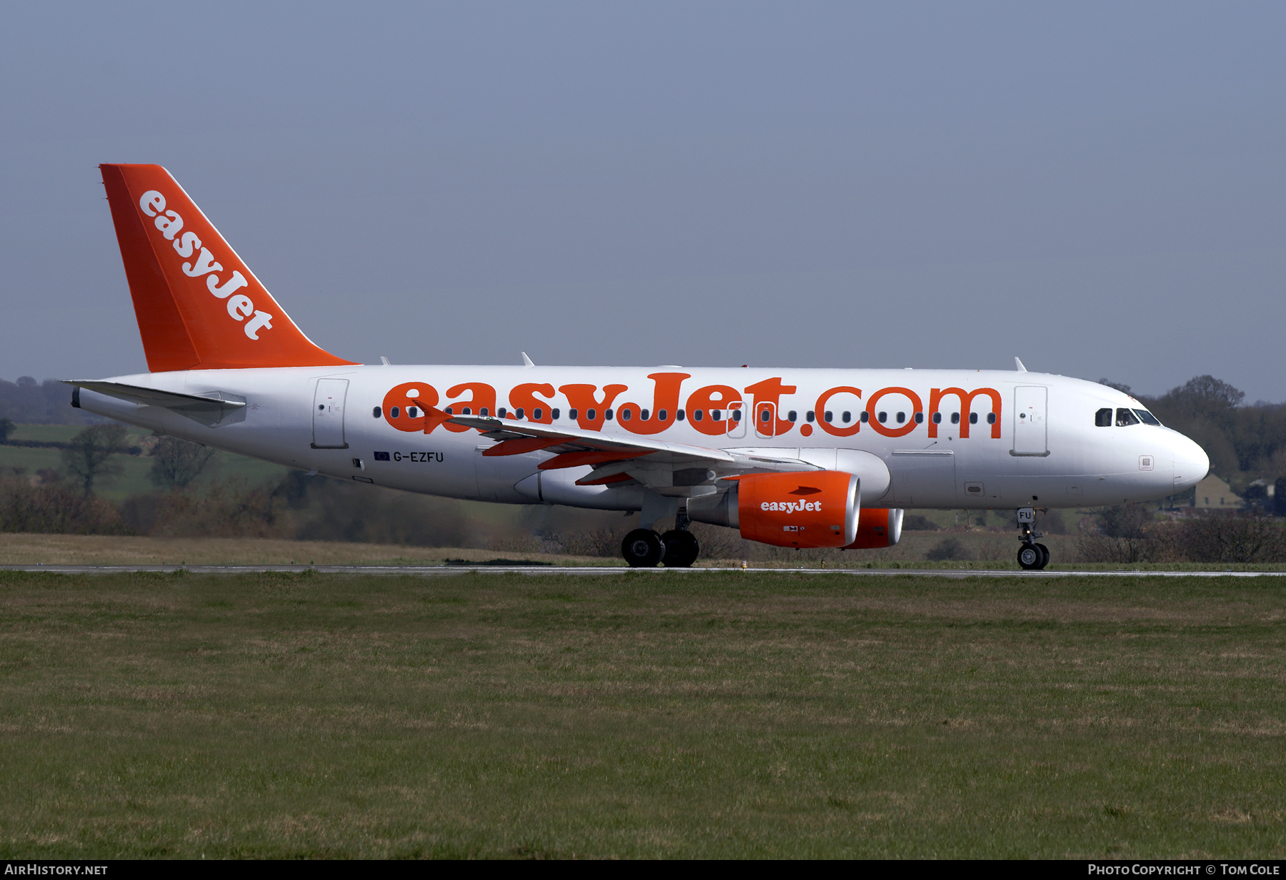Aircraft Photo of G-EZFU | Airbus A319-111 | EasyJet | AirHistory.net #104049