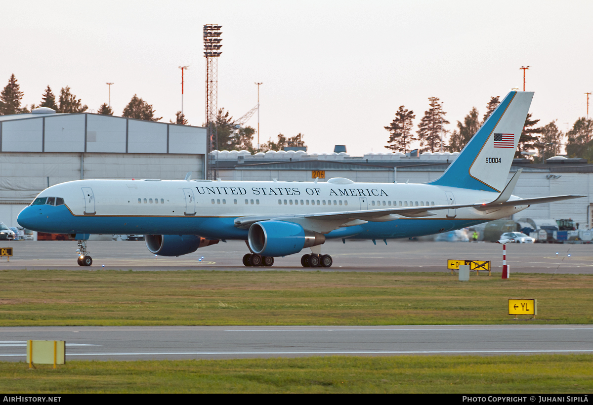 Aircraft Photo of 99-0004 / 90004 | Boeing C-32A (757-200) | USA - Air Force | AirHistory.net #104101