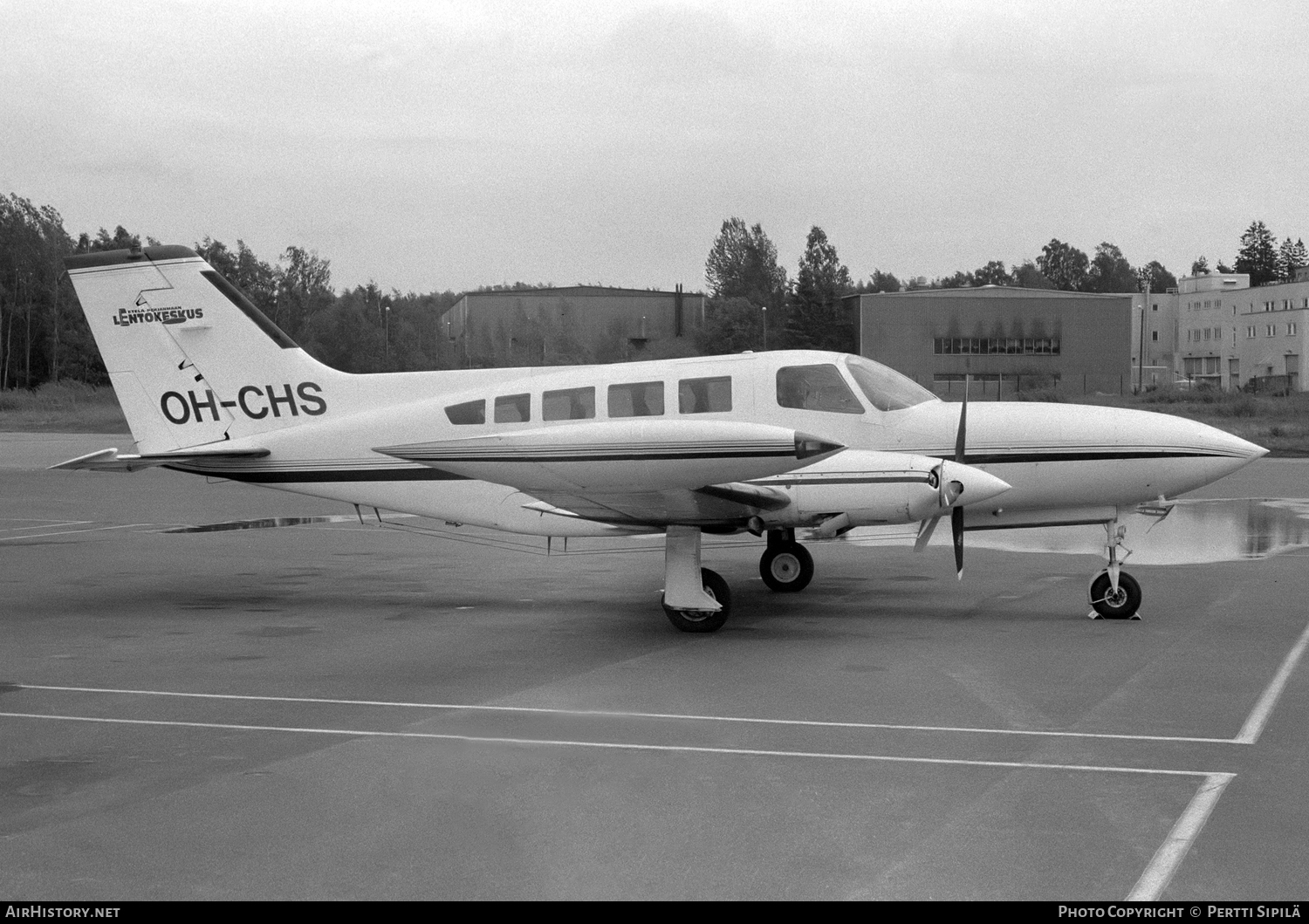 Aircraft Photo of OH-CHS | Cessna 402B Businessliner | Etelä-Pohjanmaan Lentokeskus | AirHistory.net #104243