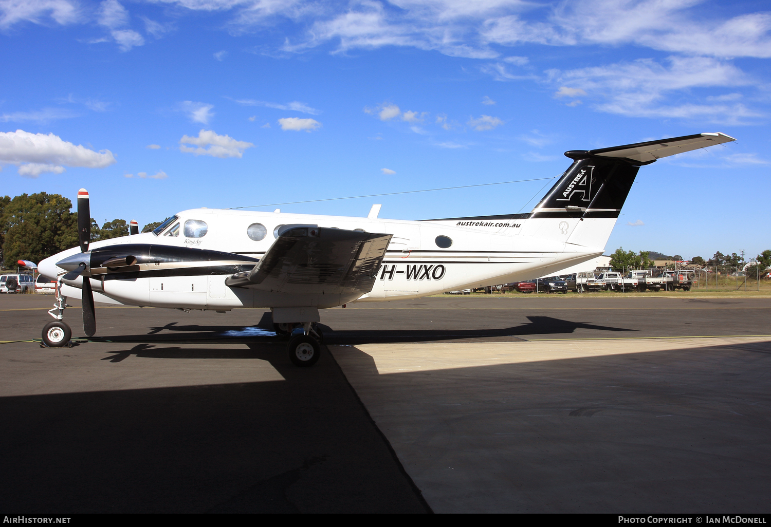 Aircraft Photo of VH-WXO | Beech B200 Super King Air | Austrek Air Charter | AirHistory.net #104249
