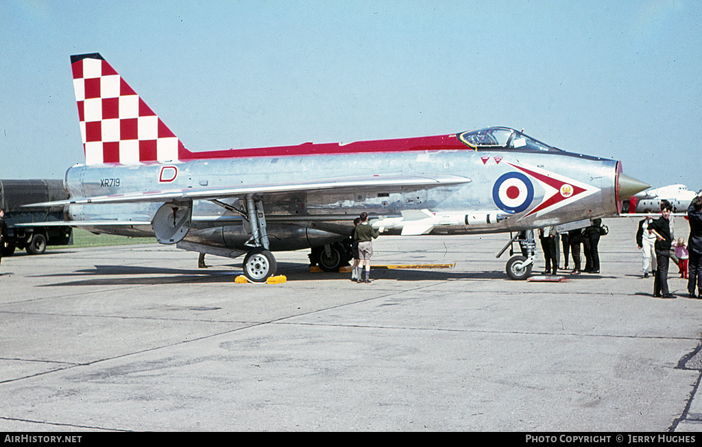 Aircraft Photo of XR719 | English Electric Lightning F3 | UK - Air Force | AirHistory.net #104271