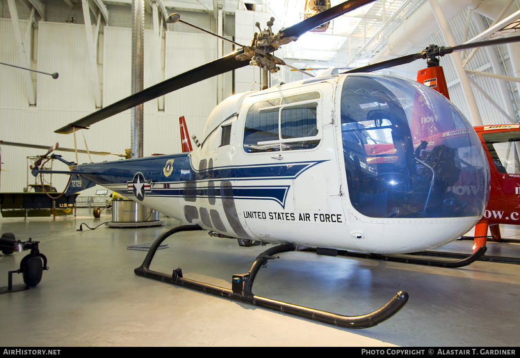 Aircraft Photo of 57-2729 / 72729 | Bell UH-13J Sioux | USA - Air Force | AirHistory.net #104337