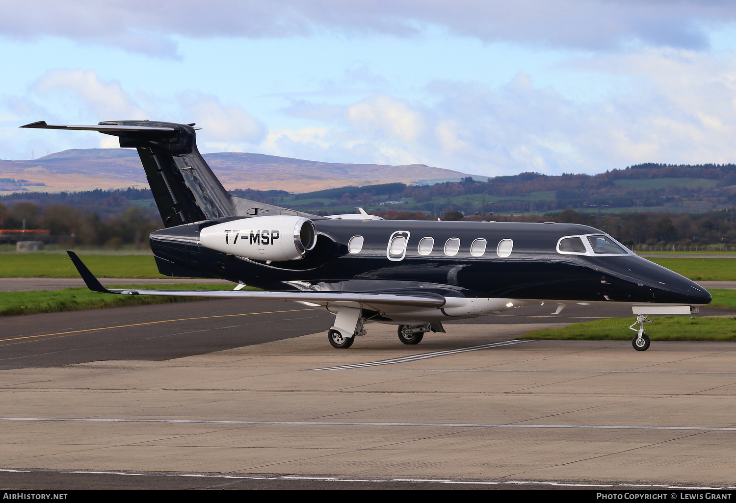 Aircraft Photo of T7-MSP | Embraer EMB-505 Phenom 300 | AirHistory.net #104374