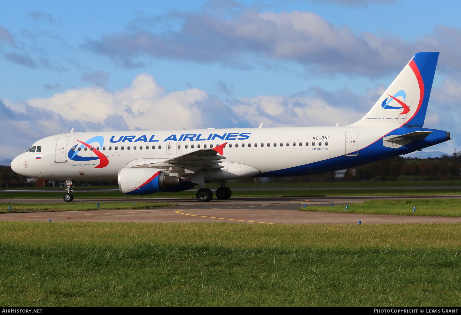 Aircraft Photo of VQ-BNI | Airbus A320-214 | Ural Airlines | AirHistory.net #104383