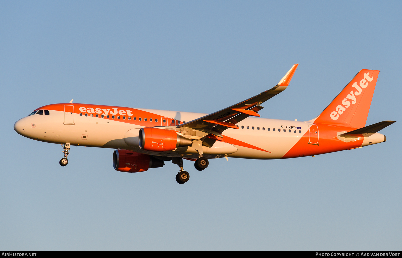 Aircraft Photo of G-EZRP | Airbus A320-214 | EasyJet | AirHistory.net #104387