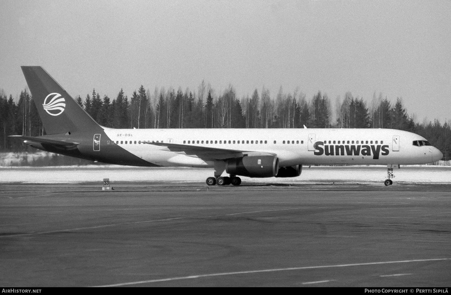 Aircraft Photo of SE-DSL | Boeing 757-236 | Sunways | AirHistory.net #104496