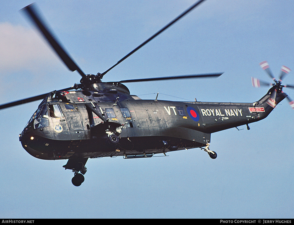 Aircraft Photo of ZA294 | Westland WS-61 Sea King HC4 | UK - Navy | AirHistory.net #104573