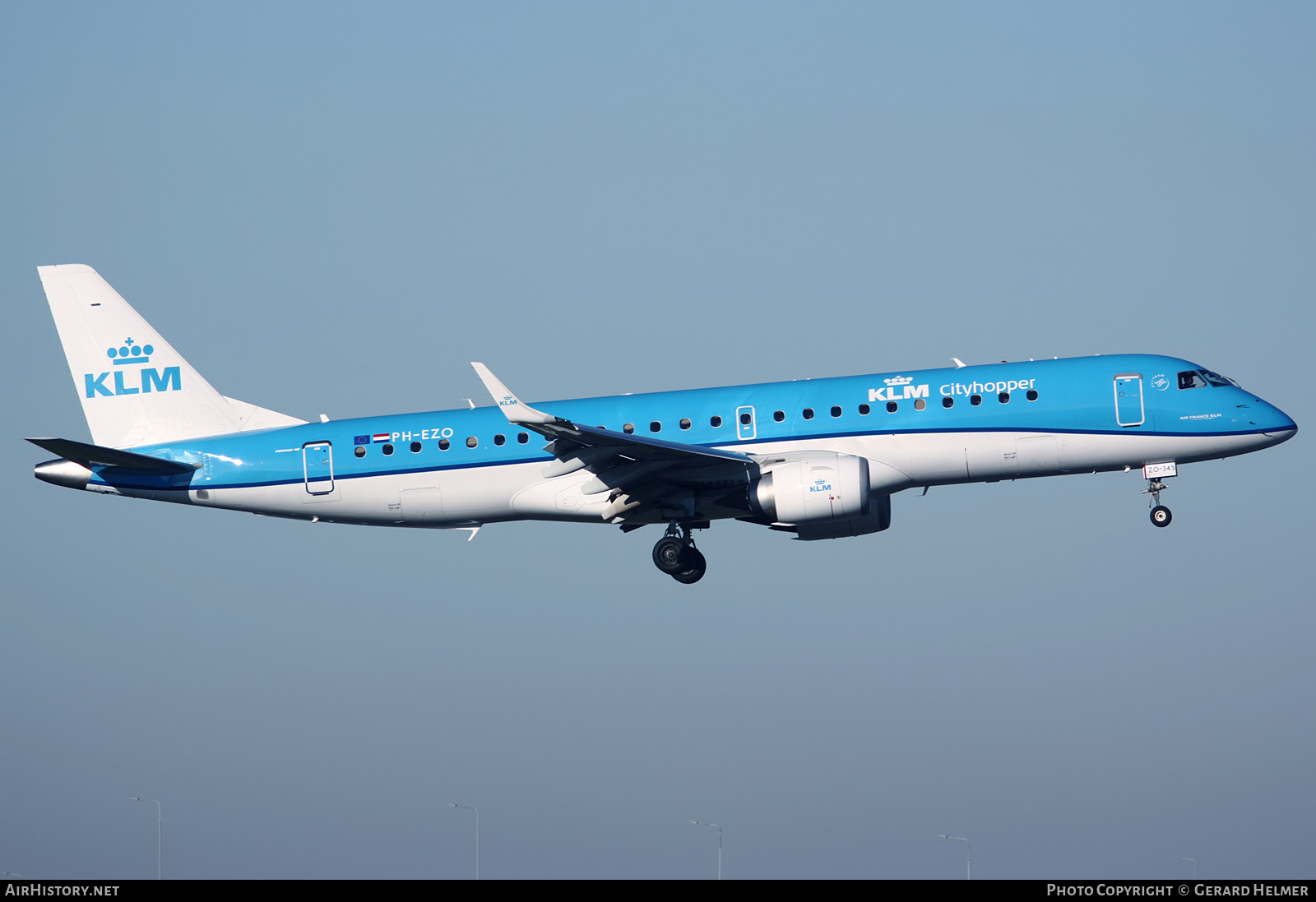 Aircraft Photo of PH-EZO | Embraer 190STD (ERJ-190-100STD) | KLM Cityhopper | AirHistory.net #104649