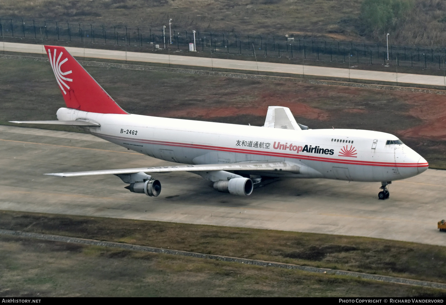 Aircraft Photo of B-2462 | Boeing 747-2J6F/SCD | Uni-Top Airlines | AirHistory.net #104703