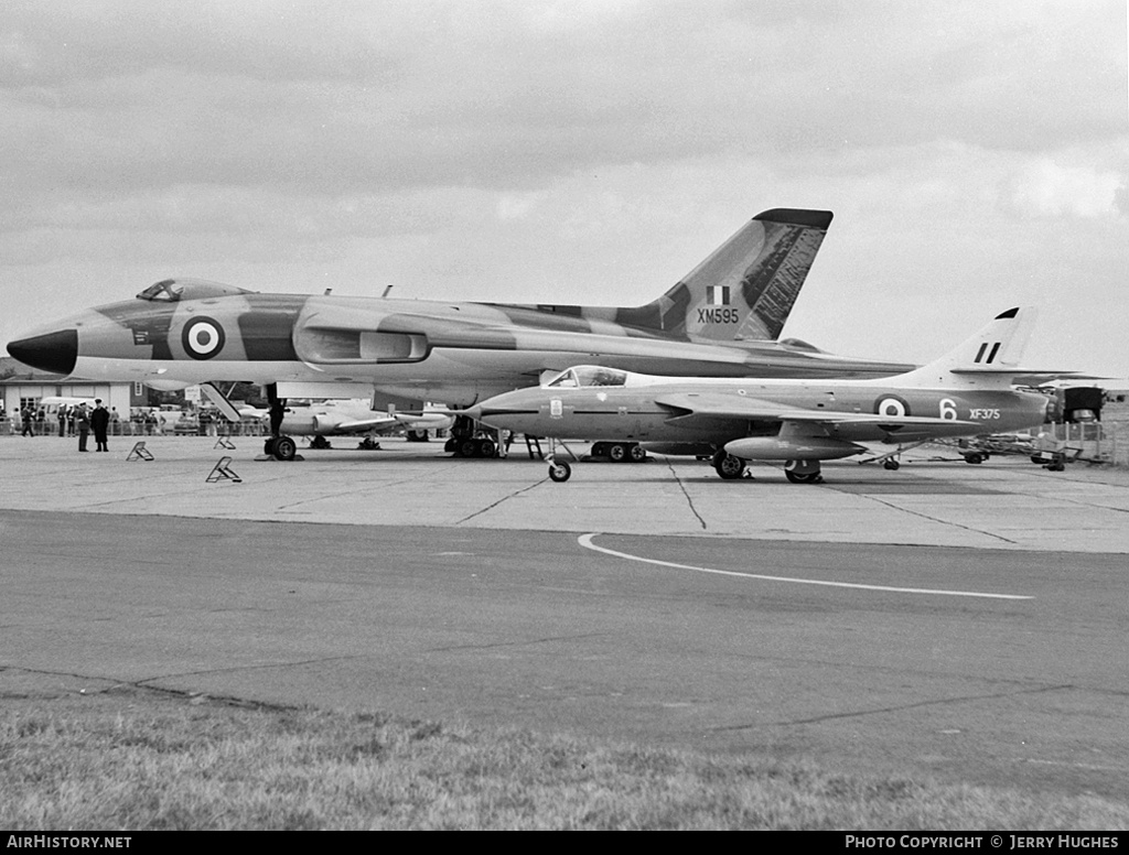 Aircraft Photo of XF375 | Hawker Hunter F6 | UK - Air Force | AirHistory.net #104813