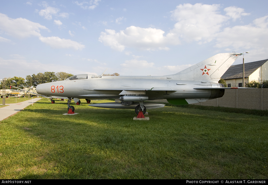 Aircraft Photo of 813 | Mikoyan-Gurevich MiG-21F-13 | Hungary - Air Force | AirHistory.net #104864