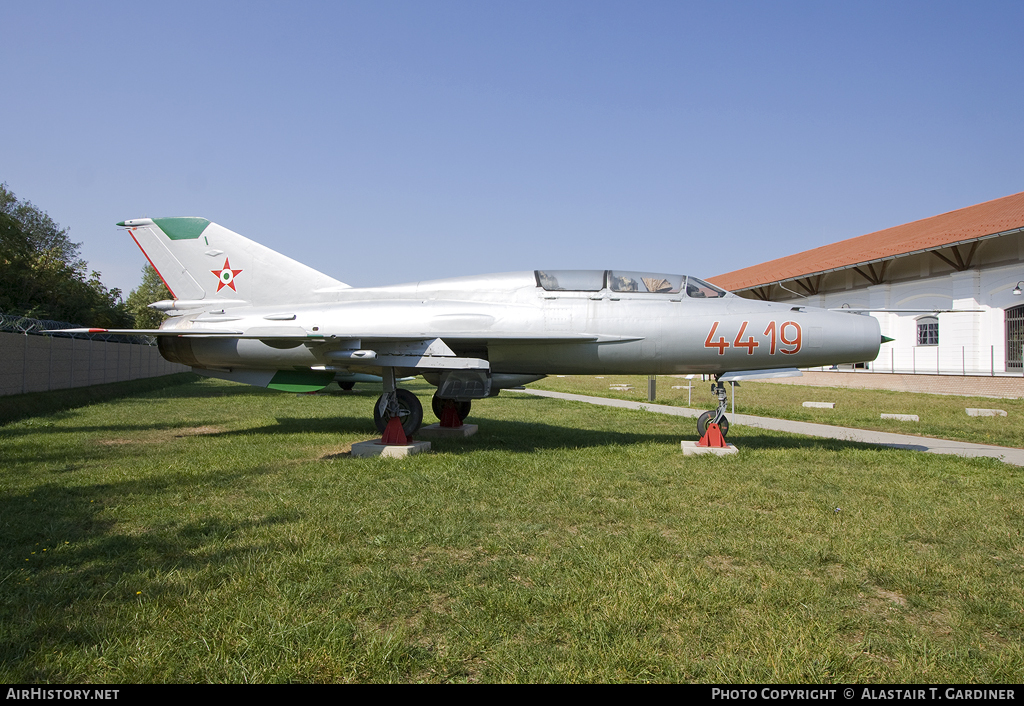 Aircraft Photo of 4419 | Mikoyan-Gurevich MiG-21U-600 | Hungary - Air Force | AirHistory.net #104874