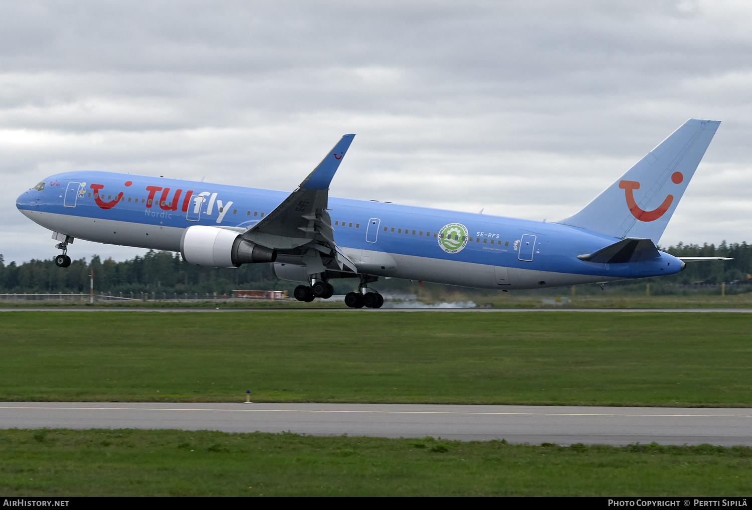 Aircraft Photo of SE-RFS | Boeing 767-304/ER | TUIfly Nordic | AirHistory.net #104974