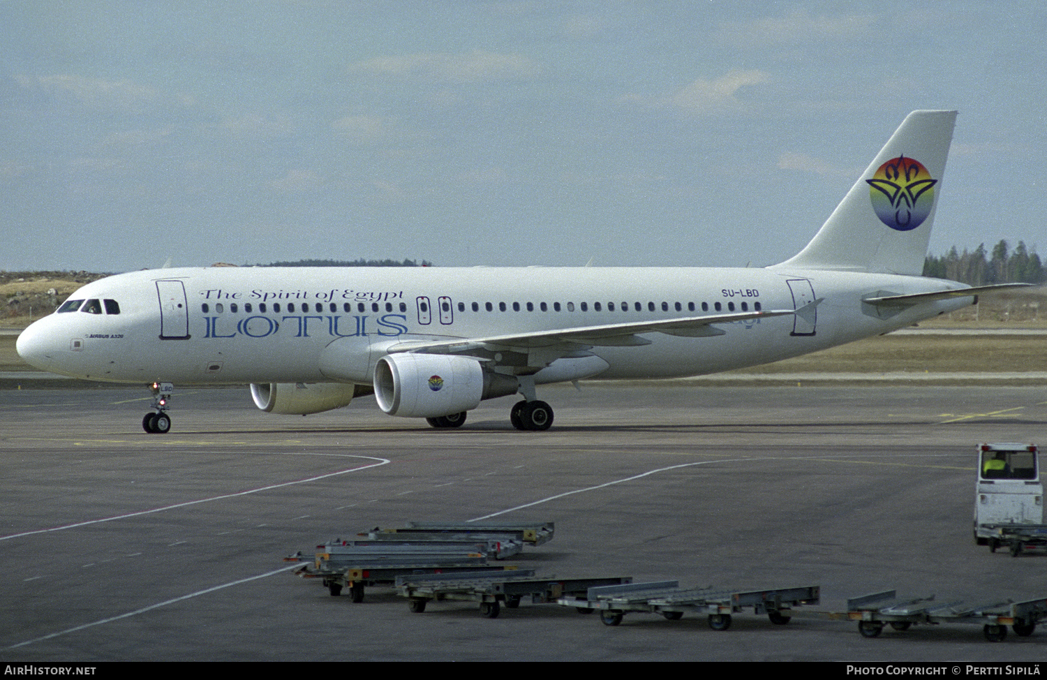 Aircraft Photo of SU-LBD | Airbus A320-214 | Lotus Air | AirHistory.net #105100