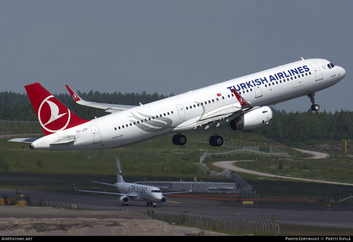 Aircraft Photo of TC-JTF | Airbus A321-231 | Turkish Airlines | AirHistory.net #105246